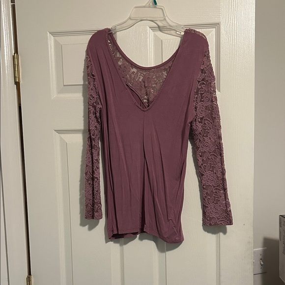 BKE Lace Detail Long Sleeve Blouse - Mauve - Picture 2 of 3
